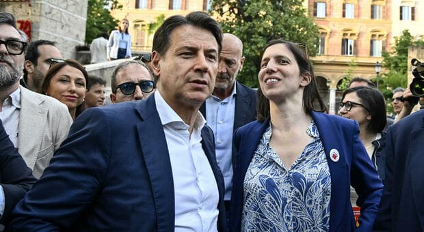  Schlein a Conte: «Non funziona così, prima il programma poi le primarie. Chi le vince deve guidare la coalizione» 