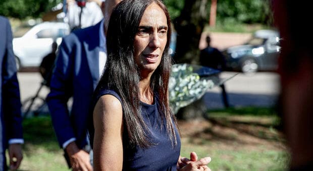  Emilio Fede, chi sono le figlie e che lavoro fanno: dal passato in politica al rapporto difficile con il padre "assente" 