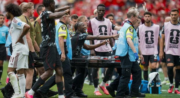  Ismael Kone, infortunio choc in Canada-Qatar ai Mondiali: gamba spezzata, giocatori in lacrime 