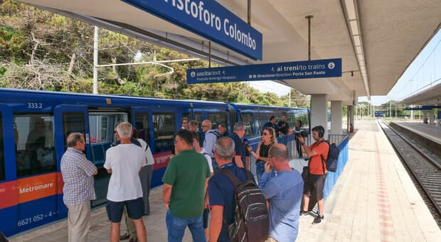  Metro B e Roma-Lido, rivolta contro il rumore: «Servono le barriere» 