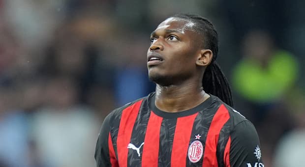  Il Milan saluta Rafael Leao, va al Galatasaray: i sette anni del portoghese in rossonero 