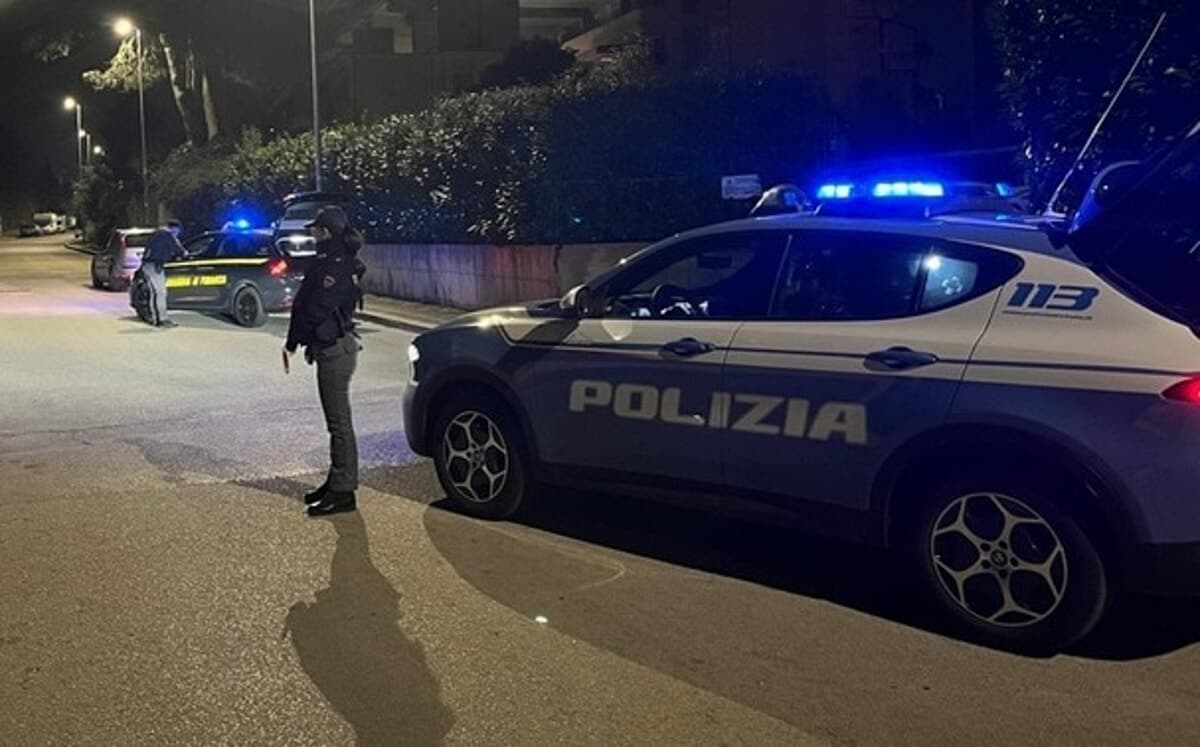 Frosinone blindata, maxi controllo nelle strade della città: oltre 120 persone identificate e scattano denunce