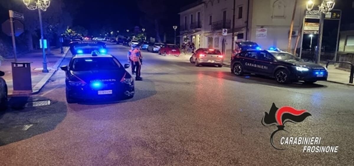 Pontecorvo, controlli straordinari dei Carabinieri: denunce, patenti ritirate e droga sequestrata