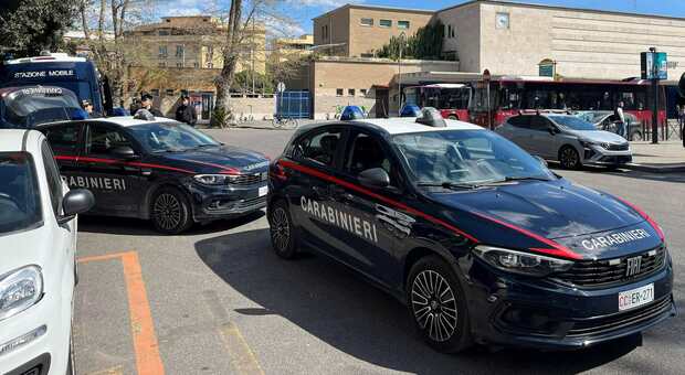  Uomo trovato morto in un parco a Roma, l'ombra del regolamento di conti dopo lo sgombero di Tor Sapienza 