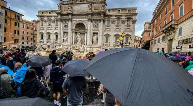  Allerta gialla in 5 regioni per temporali e piogge forti. Le previsioni (e le zone più a rischio) 