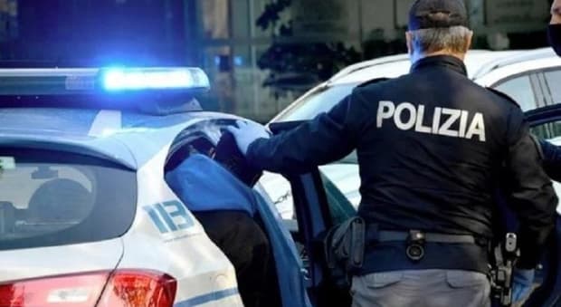  Caserta, pirata della strada investe e riduce in fin di vita un poliziotto. Arrestato a Tirana con l'accusa di tentato omicidio 
