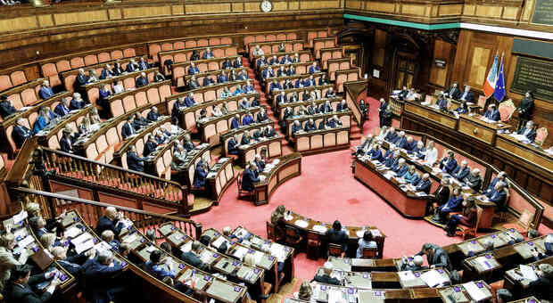  Ddl sul nucleare approvato dal Senato, Meloni: «Scelta coraggiosa». Pichetto: «Prime centrali in Italia nel 2033-34» 