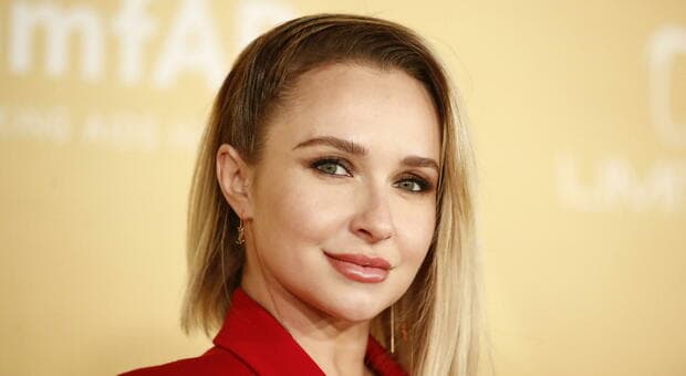  Hayden Panettiere, come è morta? Le ultime ore con il fidanzato, il mistero sulle cause e una vita segnata da dipendenze e drammi 