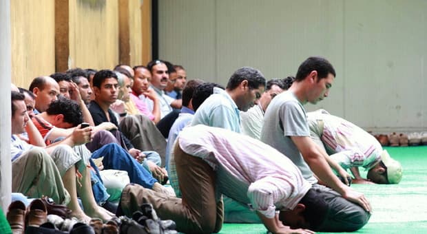  Moschea a Torino, arriva il permesso di costruire: ecco il progetto. «Avviare i lavori entro la fine del 2026» 