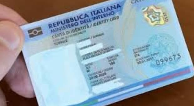  Carta d'identità elettronica a Roma: open day sabato 26 e domenica 27 settembre. Ecco cosa fare e dove andare per ottenere il nuovo documento 