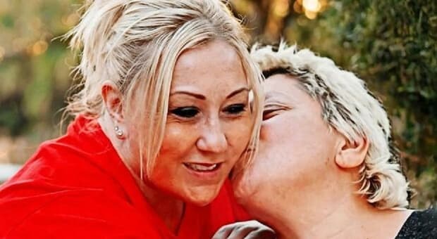  Anna Rosa Domenichetti, una vita senza casa: trovata morta nel camper parcheggiato nell'area dello stadio ad Ancona 