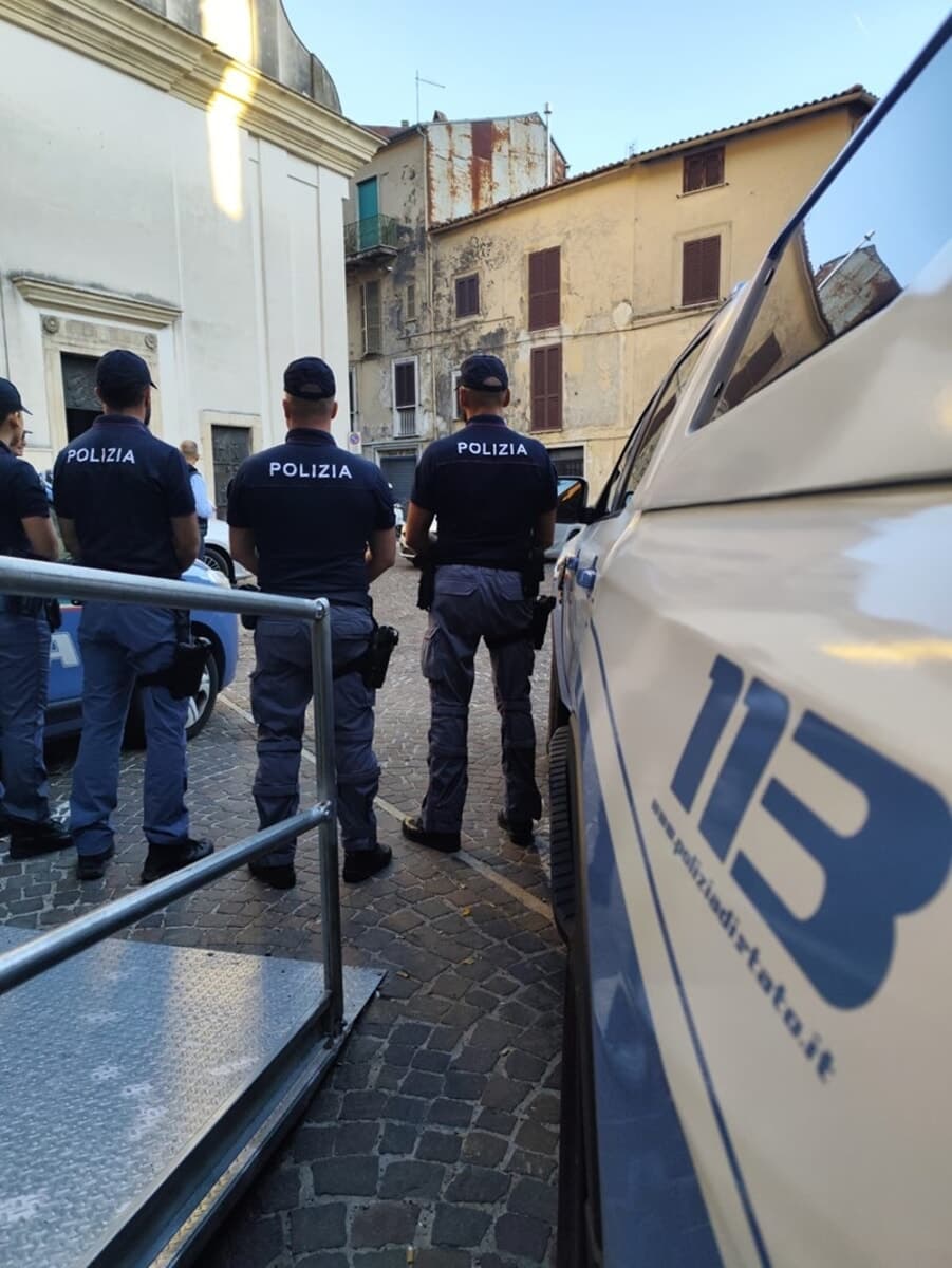 Sgurgola, inaugurato il Giardino della Rocca alla presenza del ministro Piantedosi: maxi dispositivo di sicurezza