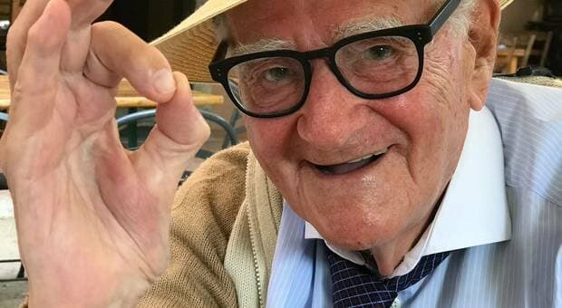  Ariccia rende omaggio a Teddy Reno, il grande cantante, attore e scopritore di talenti che ha compiuto 100 anni 