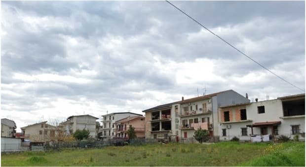  Agguato in Calabria, un morto e un ferito grave: spari vicino a un bar a Lauropoli 