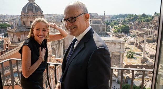  Roma, Sharon Stone e i Nobel in Campidoglio: «La dignità umana non è un algoritmo» 