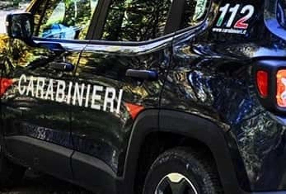 Furto nella notte a Castelnuovo Parano, ladri in fuga con l’incasso di un bar