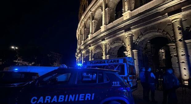  Andrea Moretti morto al Colosseo per un incidente sul lavoro: l'operaio 22enne è precipitato da un'impalcatura. La Cgil: «Chiudere tutto». La Procura apre un'inchiesta 