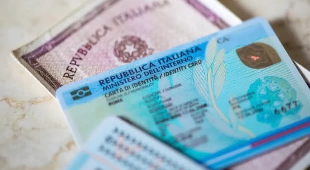  Carta d?identità, prorogata l?efficacia delle cartacee: fino a quando e cosa cambia 