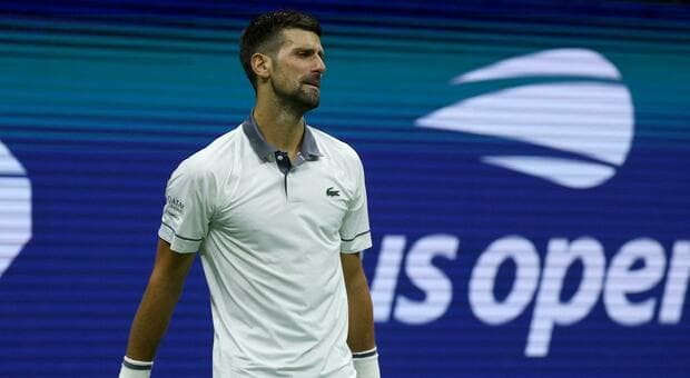  Djokovic, l?ombra del ritiro. Agli Us Open il fisico lo tradisce ed esce al primo turno: «Non so se posso andare avanti» 