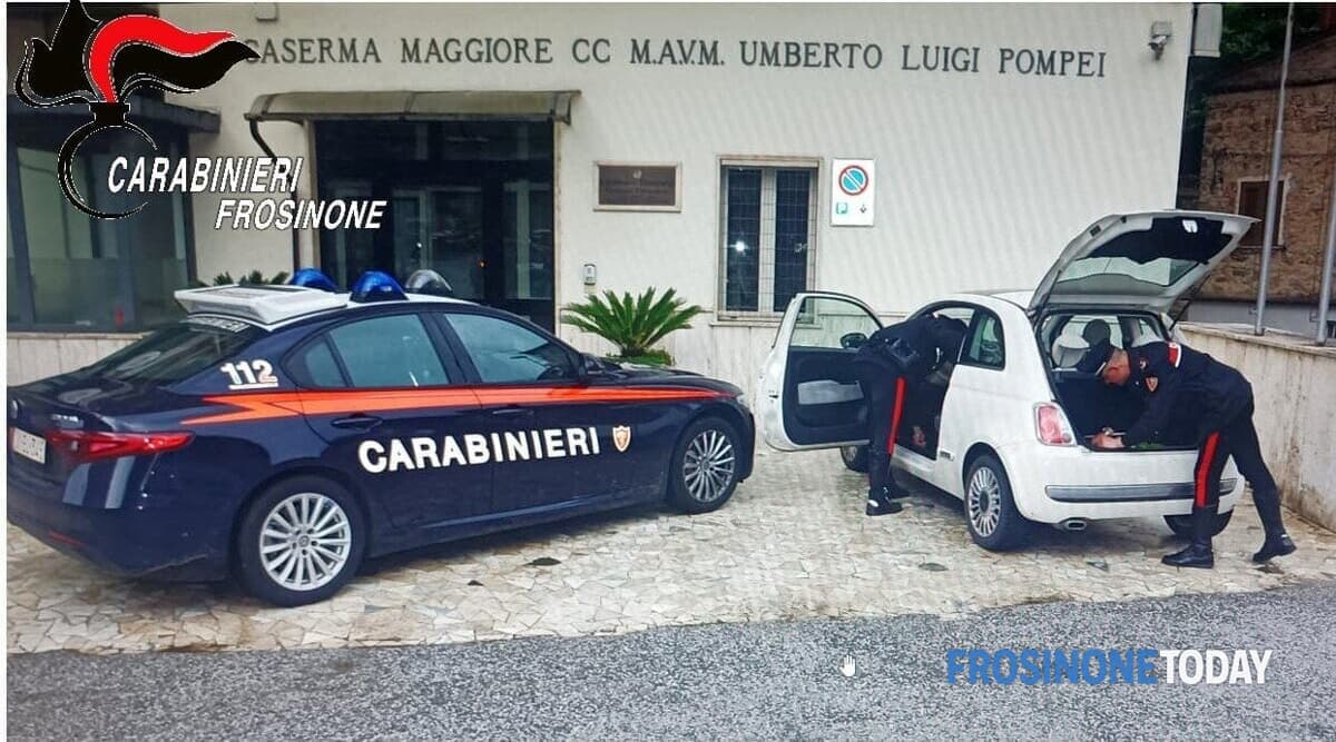 Munizioni non denunciate, droga dopo un incidente e una condanna convertita in libertà controllata