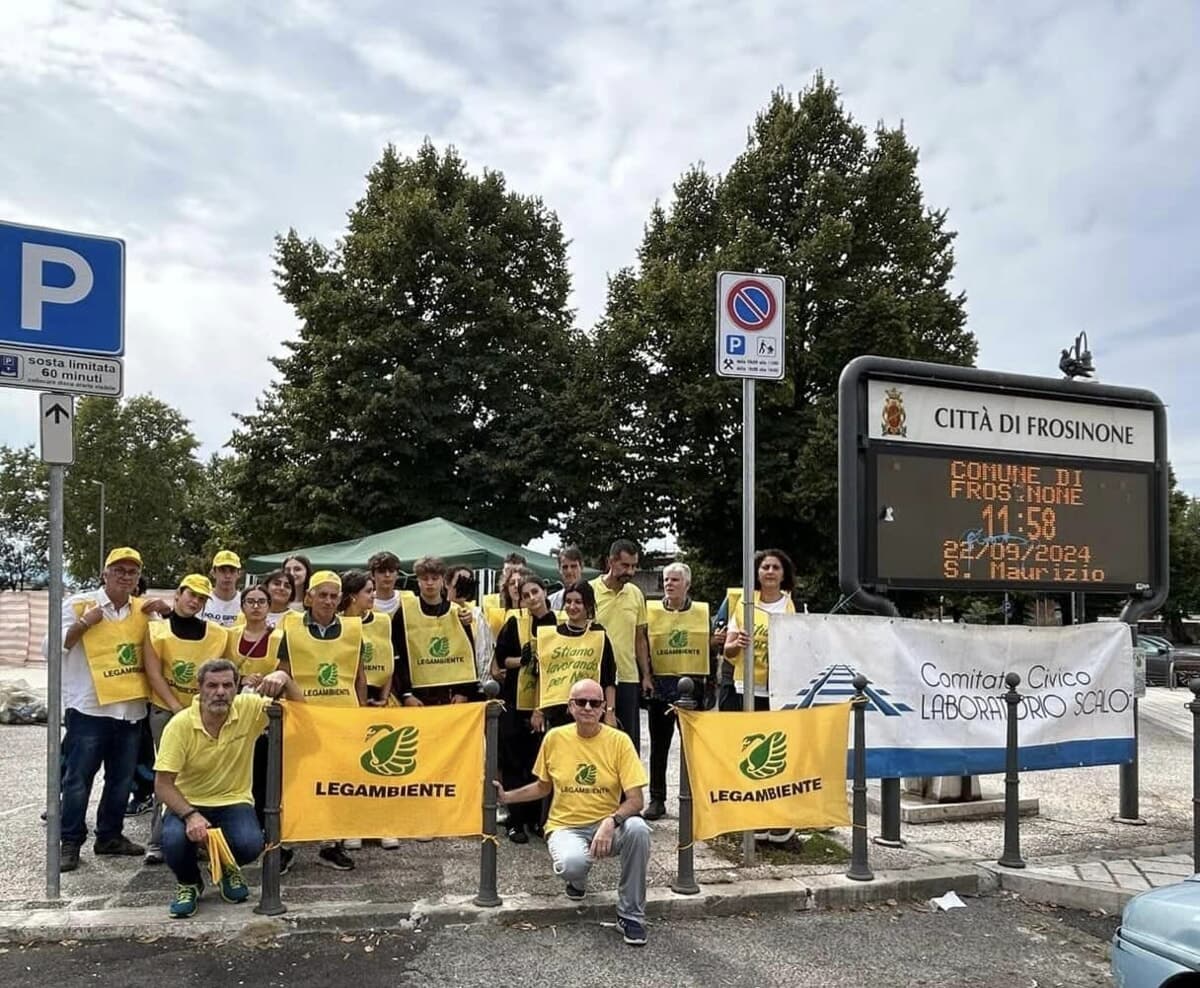 Frosinone, torna Puliamo il Mondo: volontari in campo per prendersi cura della città