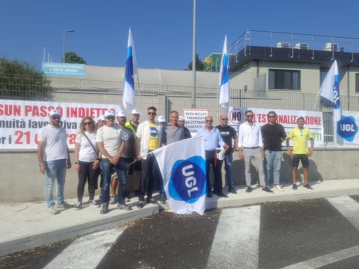 Anagni, nuova protesta dell'UGL davanti al Consorzio di Bonifica: