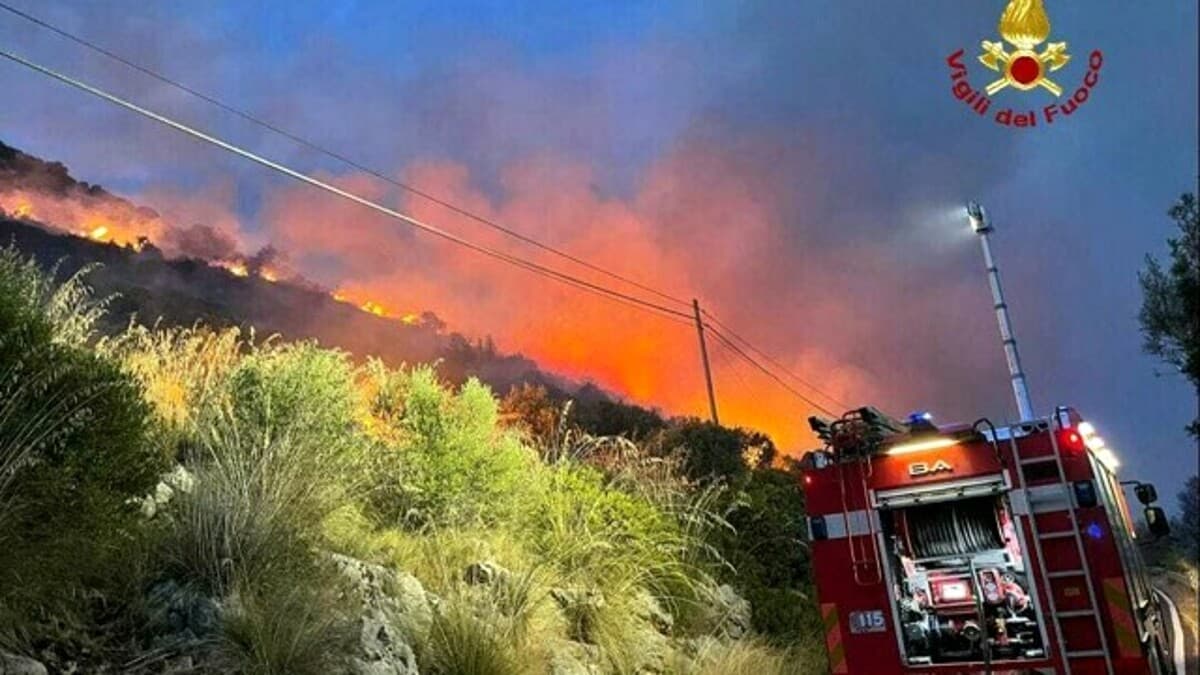 San Giovanni Incarico, notte di fuoco sul monte. Lo sfogo del sindaco Fallone
