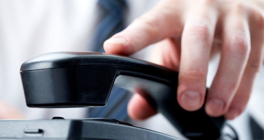 Spoofing telefonico e truffe del finto incidente: la Polizia mette in guardia i cittadini