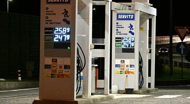  Carburanti, accise mobili dal 5 ottobre: come funzionano e quanto si può risparmiare sul pieno 