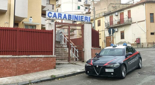  Sorelle scomparse a San Cataldo, cosa non torna? Il ritrovamento nel bagno di un negozio e la presunta denuncia per maltrattamenti 