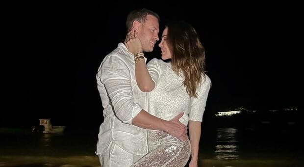  Il matrimonio (blindatissimo) di Ilary Blasi e Bastian Muller: l'aperitivo stellato, la torta a cinque piani, le invitate in bianco 