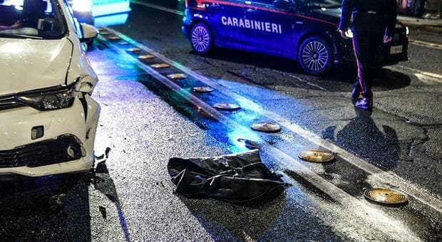  Roma, taxi investe pedone su lungotevere dei Vallati: morto sul colpo un 50enne 
